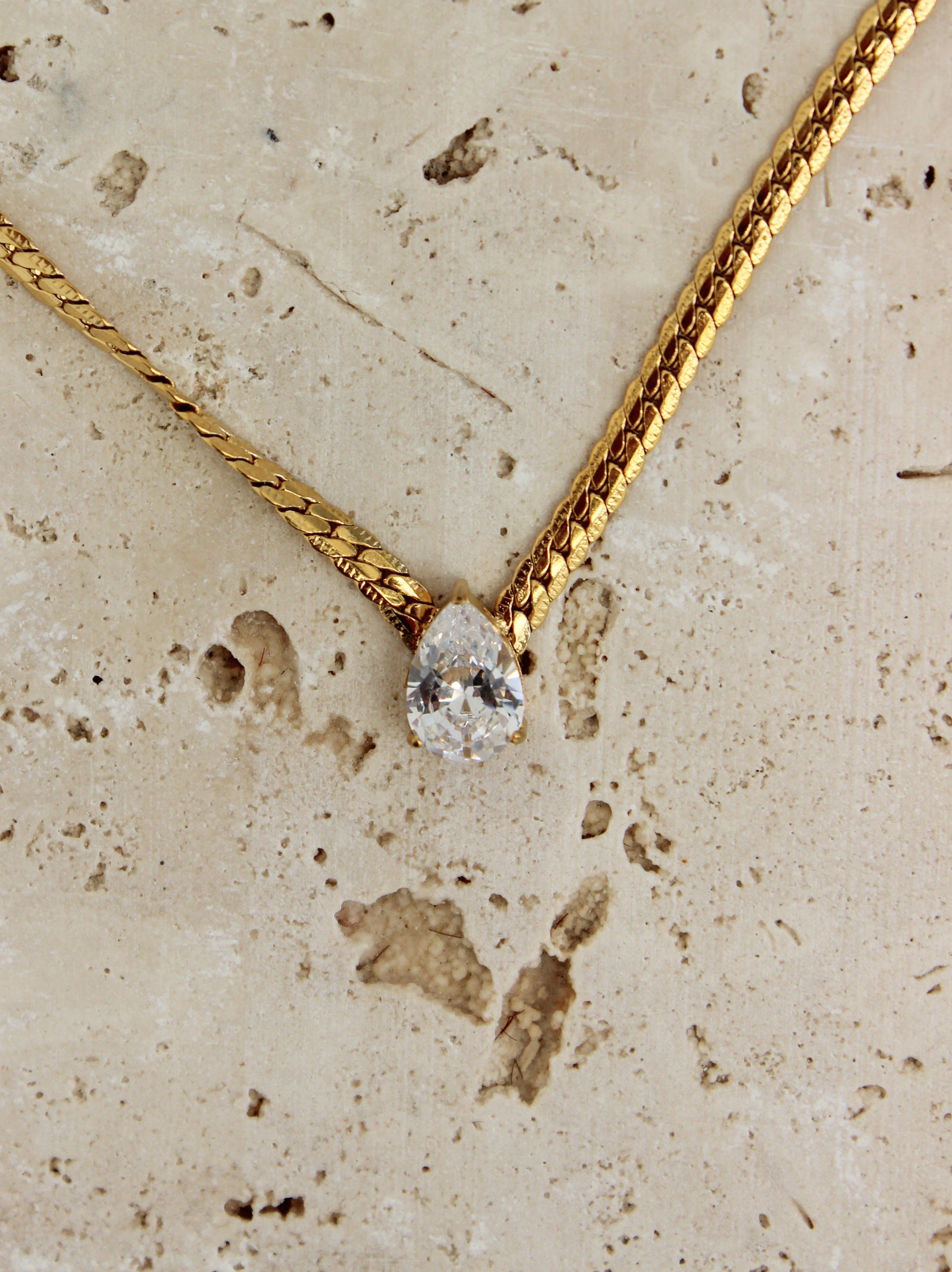 Aurelia Teardrop Necklace