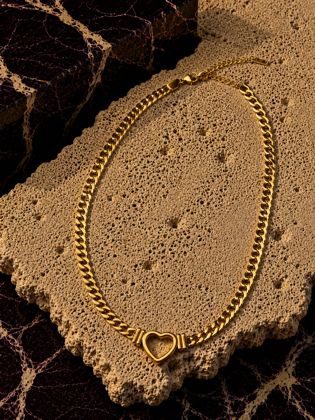 Amour Link heart necklace