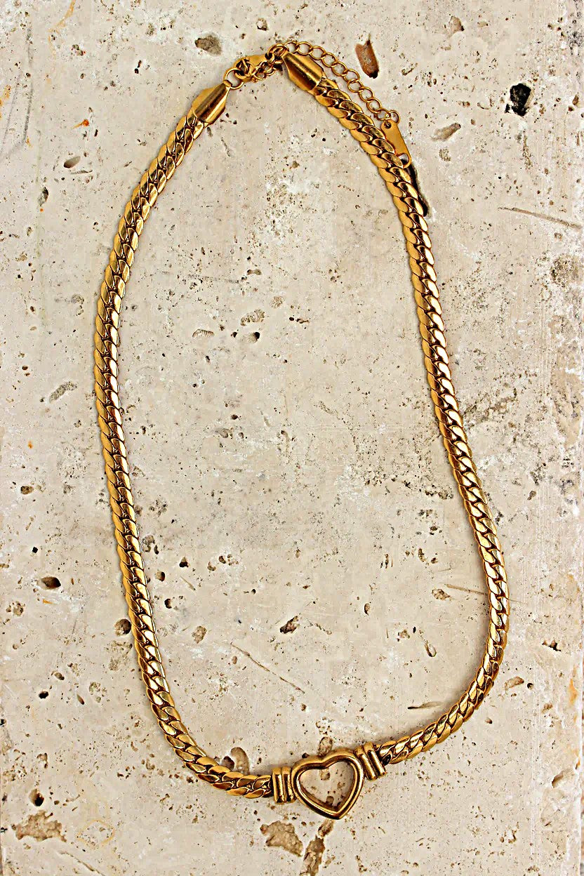 Amour Link heart necklace